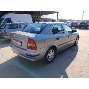 opel astra g sedán (t98) del año 2000