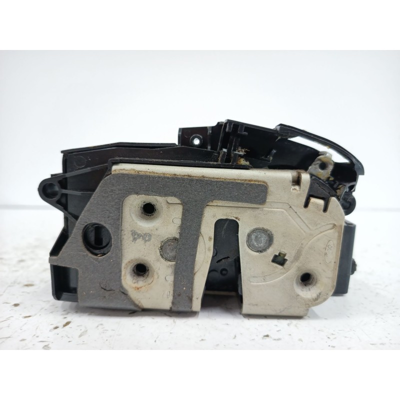 Recambio de cerradura puerta delantera derecha para ford fiesta vi (cb1, ccn) 1.0 ecoboost referencia OEM IAM AM5AU21812BE  