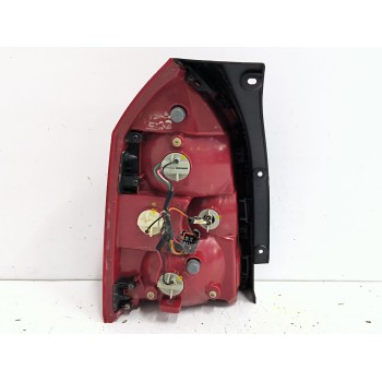 Recambio de piloto trasero derecho para hyundai tucson (jm) 2.0 crdi a las 4 ruedas referencia OEM IAM 924022E0  