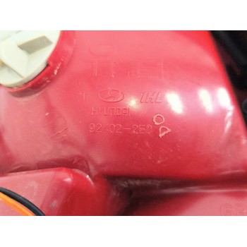 Recambio de piloto trasero derecho para hyundai tucson (jm) 2.0 crdi a las 4 ruedas referencia OEM IAM 924022E0  