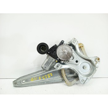 ELEVALUNAS TRASERO DERECHO 857200D120 