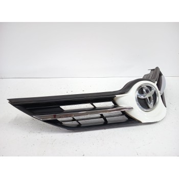 Recambio de rejilla delantera para toyota auris (_e18_) 1.4 d-4d (nde180_) referencia OEM IAM 5311402260  