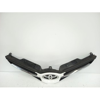Recambio de rejilla delantera para toyota auris (_e18_) 1.4 d-4d (nde180_) referencia OEM IAM 5311402260  