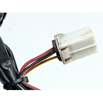 Recambio de retrovisor derecho para volvo v40 station wagon (645) 2.0 referencia OEM IAM   