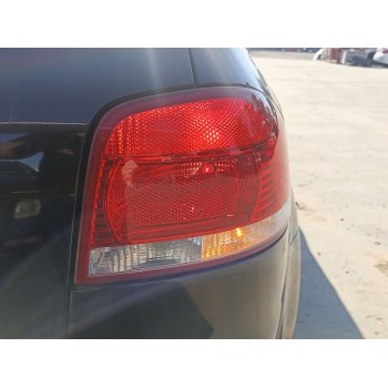 Recambio de piloto trasero derecho para audi a3 sportback (8pa) 1.6 referencia OEM IAM 8P0945096  