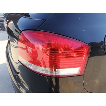 Recambio de piloto trasero derecho para audi a3 sportback (8pa) 1.6 referencia OEM IAM 8P0945096  