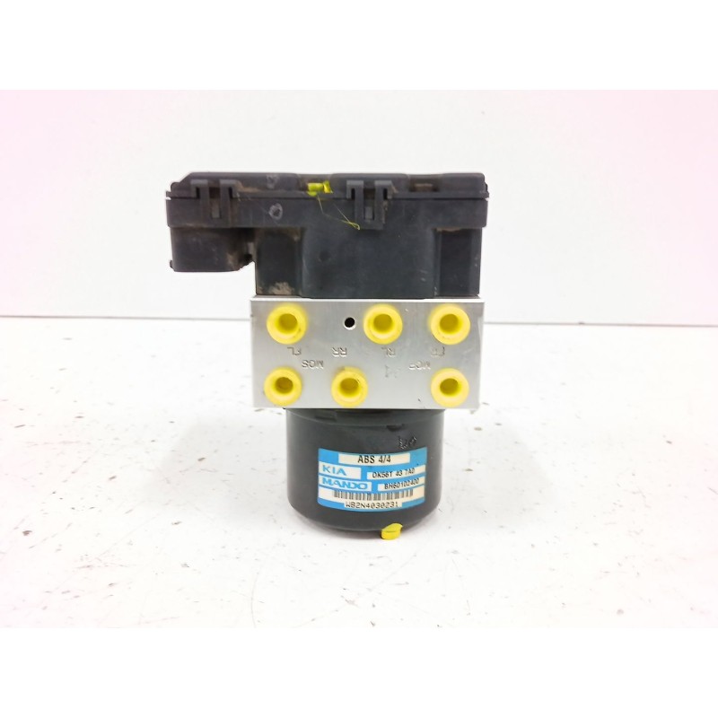 Recambio de abs para kia carnival i (up, fl) 2.9 tdi referencia OEM IAM 0K56T437A0 BH60102400 