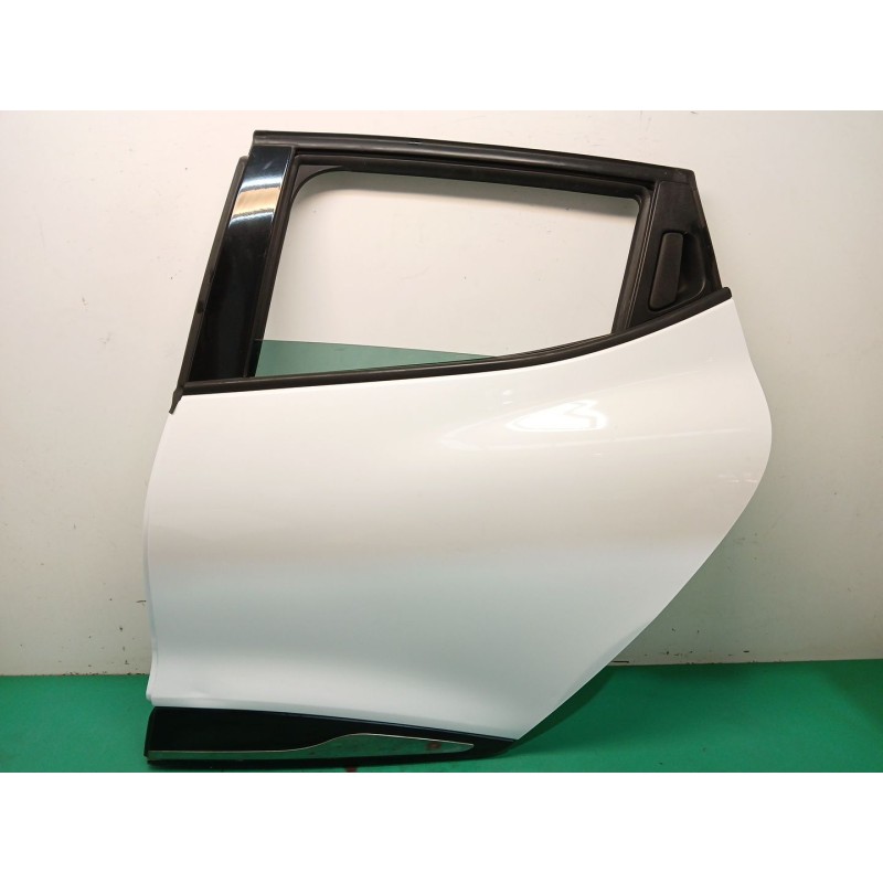 Recambio de puerta trasera izquierda para renault clio iv (bh_) 0.9 tce 75 (bhnp) referencia OEM IAM 821016892R  