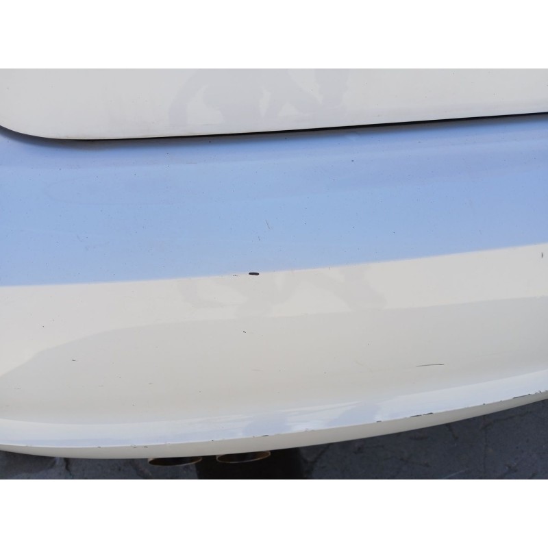 PARAGOLPES TRASERO