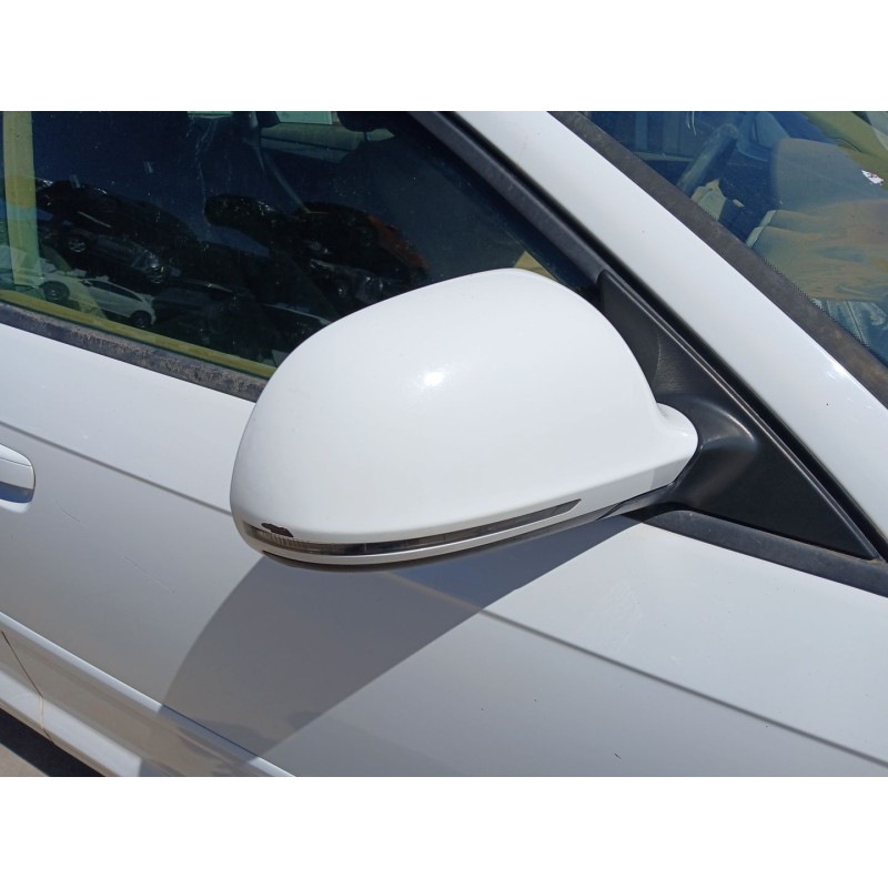 Recambio de retrovisor derecho para audi a3 sportback (8pa) 1.4 tfsi referencia OEM IAM   