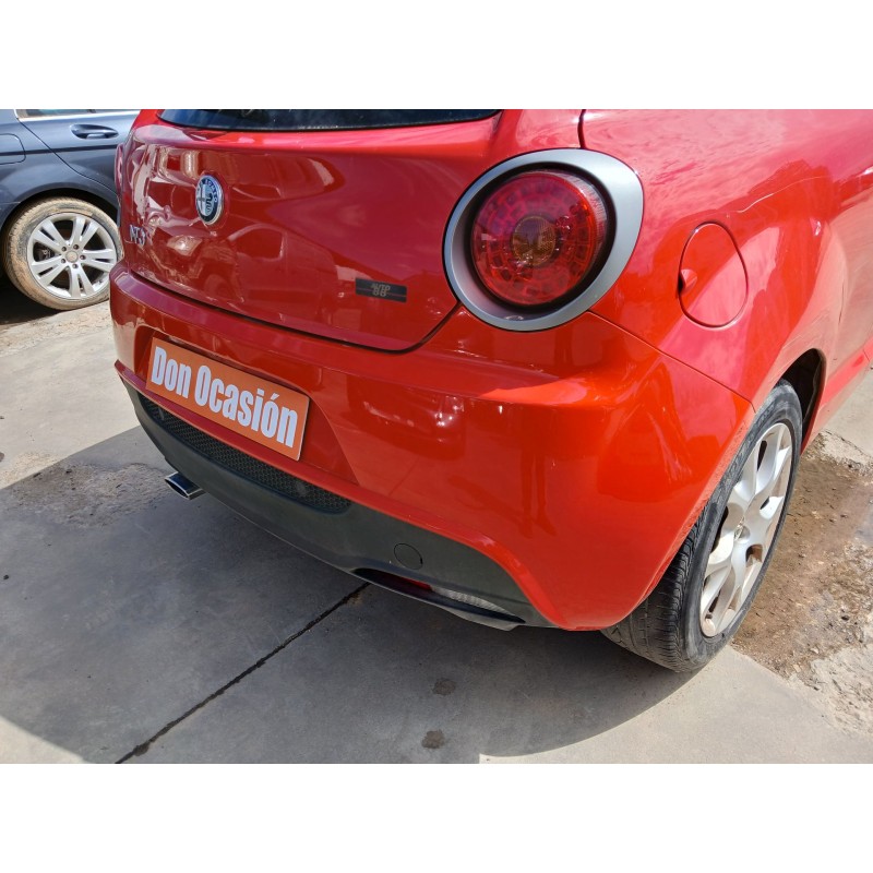 PARAGOLPES TRASERO