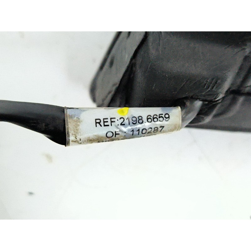 RETROVISOR IZQUIERDO
