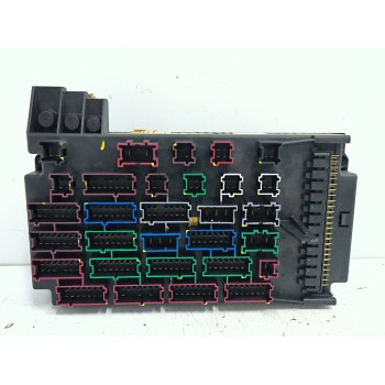 CAJA RELES / FUSIBLES 1635450205 