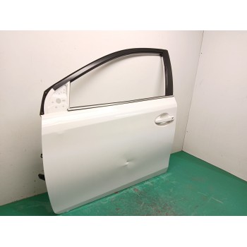 Recambio de puerta delantera izquierda para toyota auris (_e18_) 1.4 d-4d (nde180_) referencia OEM IAM 6700202360  
