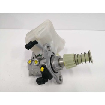 Recambio de bomba freno para audi a4 avant (8w5) sport edition quattro referencia OEM IAM 8W0611301  