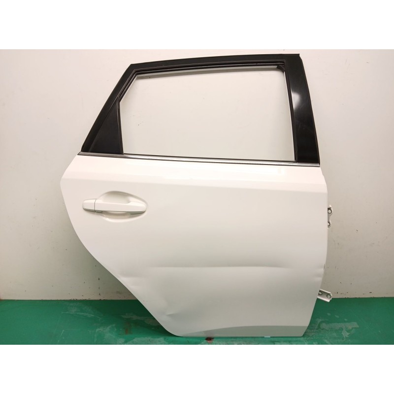 Recambio de puerta trasera derecha para toyota auris (_e18_) 1.4 d-4d (nde180_) referencia OEM IAM 6700302380  