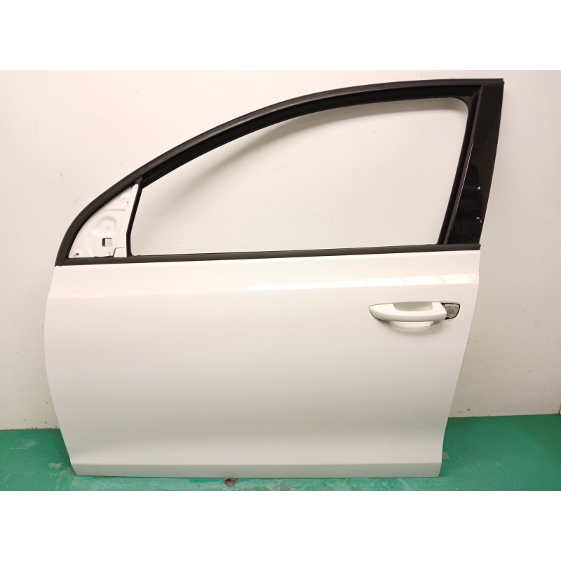 Recambio de puerta delantera izquierda para volkswagen golf vi (5k1) 1.6 tdi referencia OEM IAM 5K3831055K  