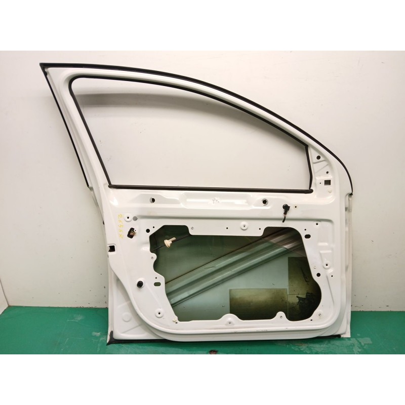 PUERTA DELANTERA IZQUIERDA 5K3831055K D