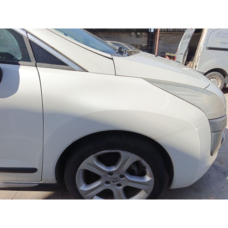Recambio de aleta delantera derecha para peugeot 3008 i monospace (0u_) 1.6 hdi referencia OEM IAM 7841Z1  