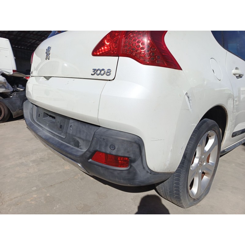 PARAGOLPES TRASERO