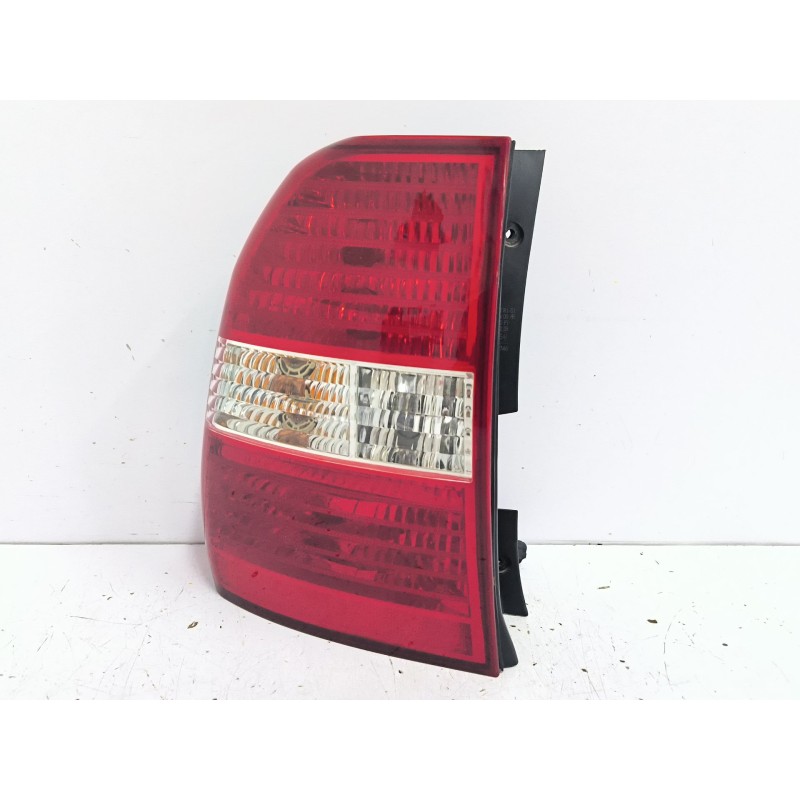 Recambio de piloto trasero izquierdo para kia sportage ii (je_, km_) 2.0 i 16v referencia OEM IAM 082231938  