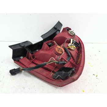 Recambio de piloto trasero izquierdo para kia sportage ii (je_, km_) 2.0 i 16v referencia OEM IAM 082231938  