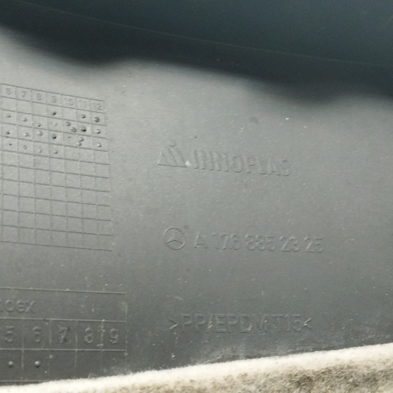 PARAGOLPES TRASERO OBSERVAR FOTOS