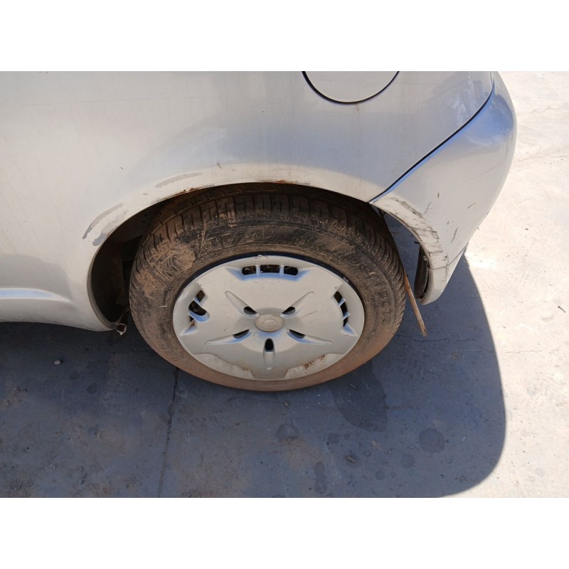 TOYOTA YARIS (_P1_) 2000