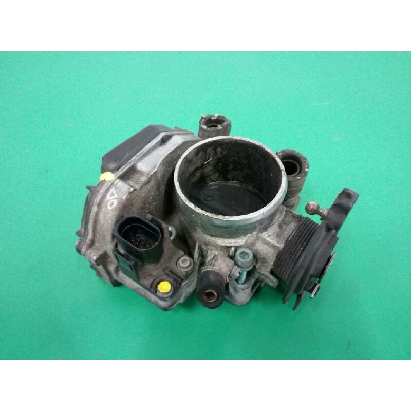 Recambio de caja mariposa para audi a4 berlina (b5) 1.8 referencia OEM IAM 058133063H  