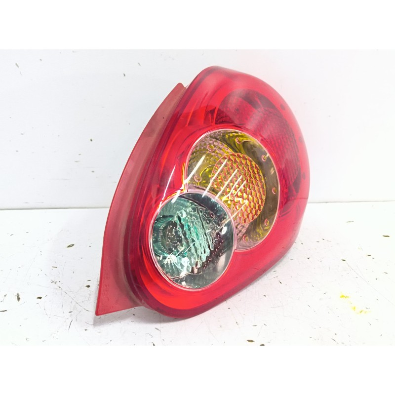 Recambio de piloto trasero derecho para toyota aygo (_b1_) 1.0 (kgb10_) referencia OEM IAM 815500H020  