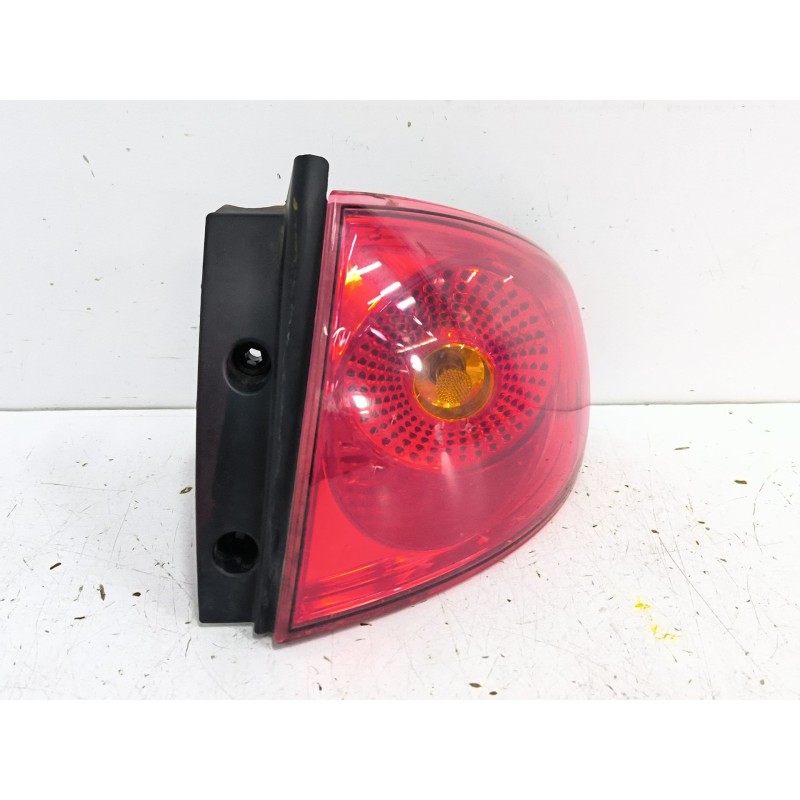 Recambio de piloto trasero derecho para seat altea (5p1) 1.9 tdi referencia OEM IAM 5P0945096D  