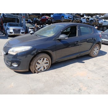 renault megane iii berlina 5 p del año 2013