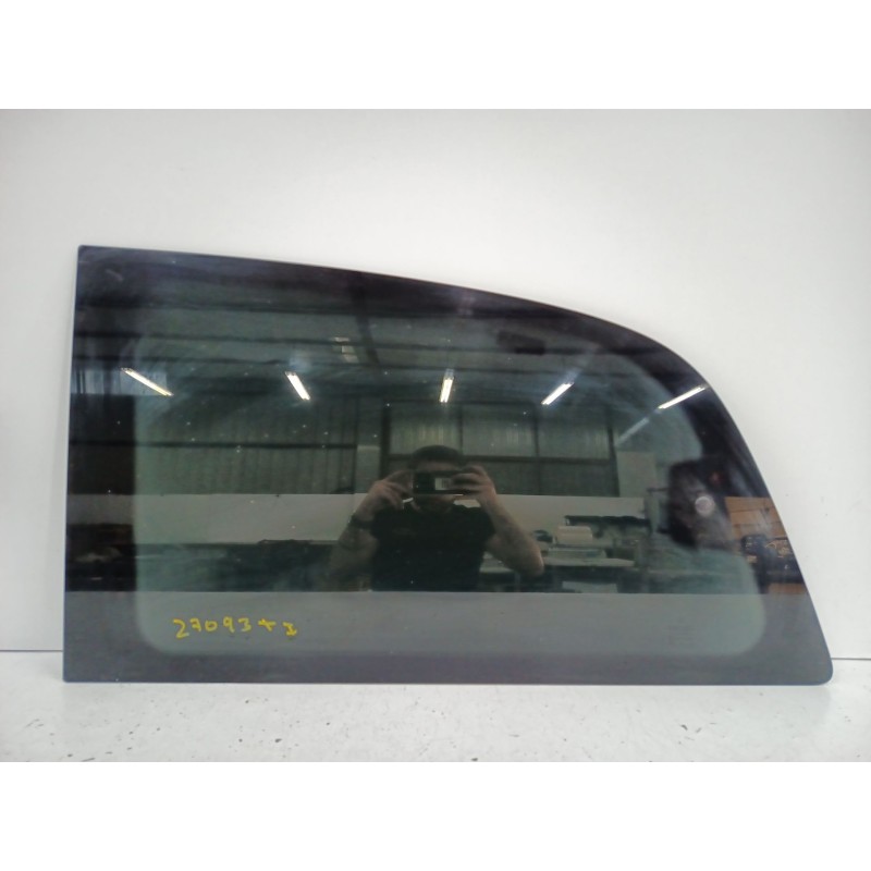 Recambio de luna trasera izquierda para mercedes-benz viano (w639) cdi 2.2 (639.711, 639.713, 639.811, 639.813, 639.815) referen