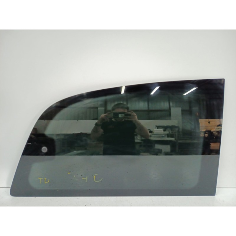 Recambio de luna trasera derecha para mercedes-benz viano (w639) cdi 2.2 (639.711, 639.713, 639.811, 639.813, 639.815) referenci