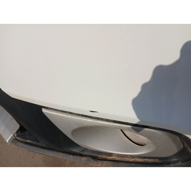PARAGOLPES DELANTERO