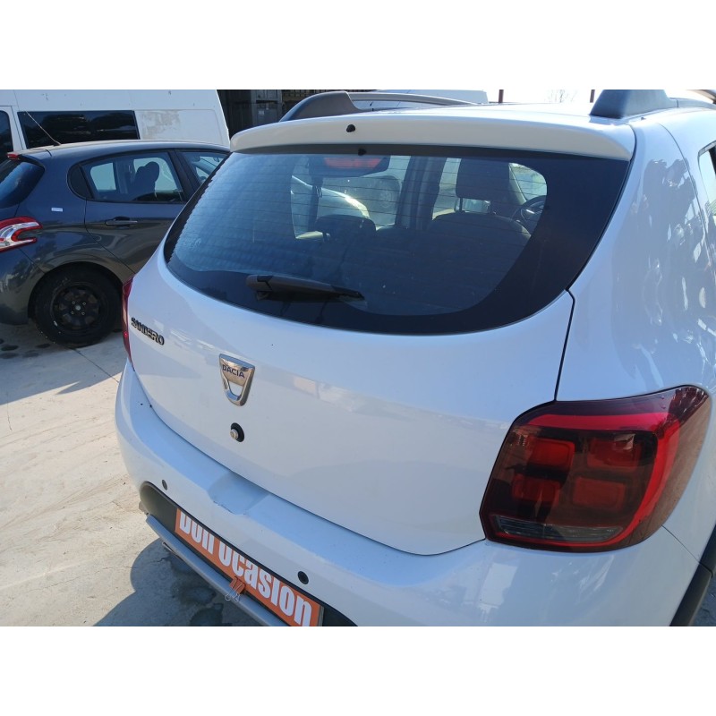 PORTON TRASERO