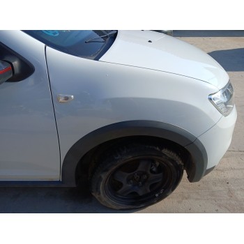 Recambio de aleta delantera derecha para dacia sandero ii (b8_) tce 90 (b8m1, b8ma) referencia OEM IAM   