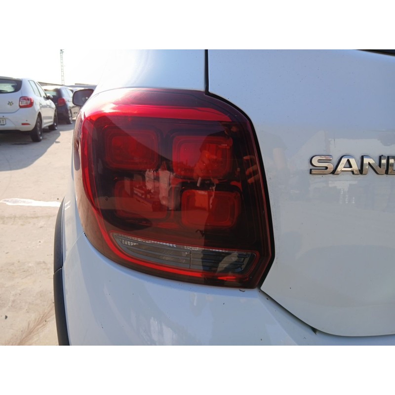 Recambio de piloto trasero izquierdo para dacia sandero ii (b8_) tce 90 (b8m1, b8ma) referencia OEM IAM   