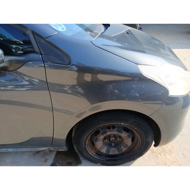 Recambio de aleta delantera derecha para peugeot 208 i (ca_, cc_) 1.4 hdi referencia OEM IAM   