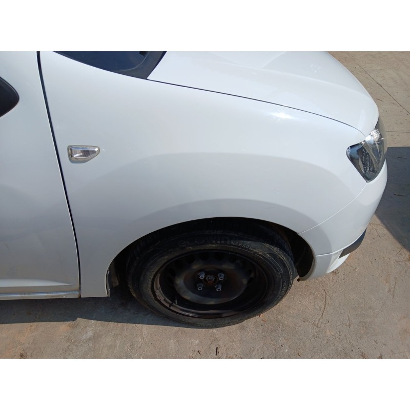 Recambio de aleta delantera derecha para dacia sandero ii (b8_) 1.5 dci referencia OEM IAM   
