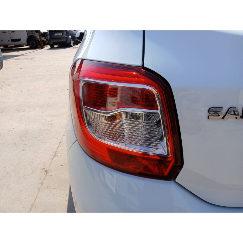 Recambio de piloto trasero izquierdo para dacia sandero ii (b8_) 1.5 dci referencia OEM IAM   