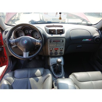 alfa romeo gt (937_) del año 2004