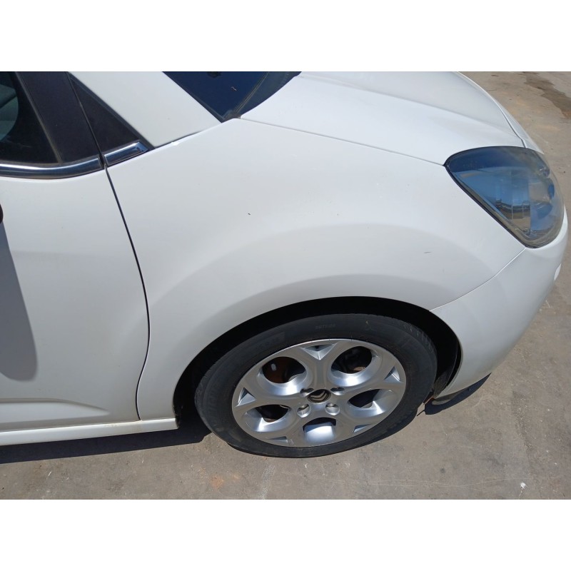 Recambio de aleta delantera derecha para citroën c3 ii (sc_) 1.2 vti 82 referencia OEM IAM   