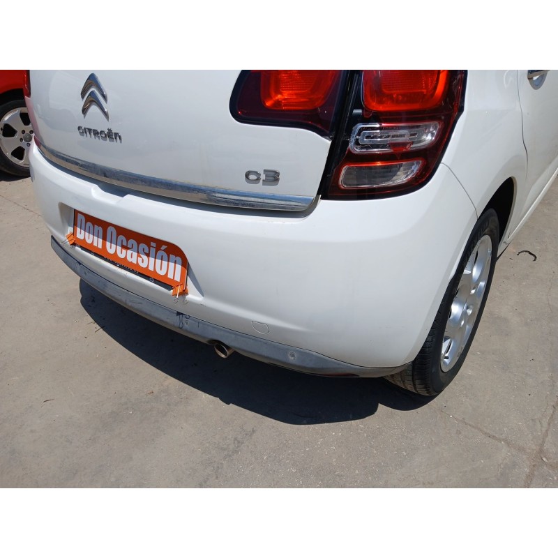 PARAGOLPES TRASERO