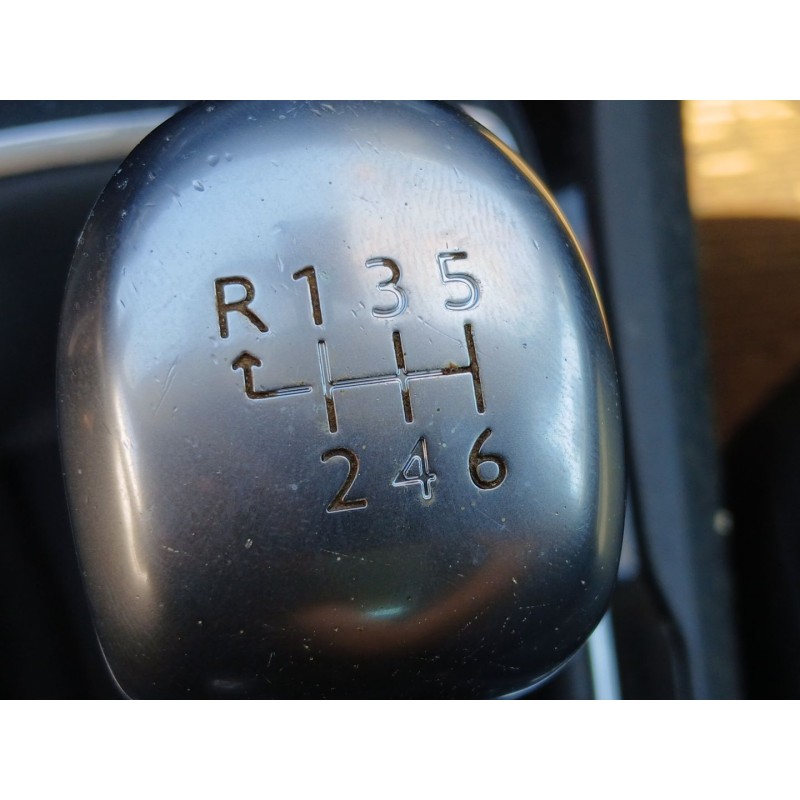 PEUGEOT 308 II (LB_, LP_, LW_, LH_, L3_) 2014
