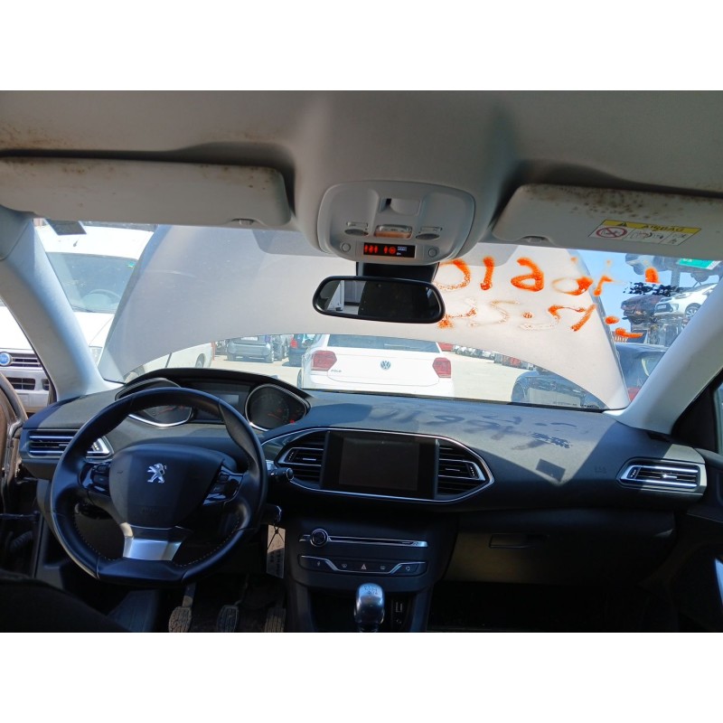 PEUGEOT 308 II (LB_, LP_, LW_, LH_, L3_) 2014