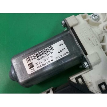 Recambio de elevalunas trasero derecho para seat leon (1p1) reference referencia OEM IAM FUNDA 1K0959704N 