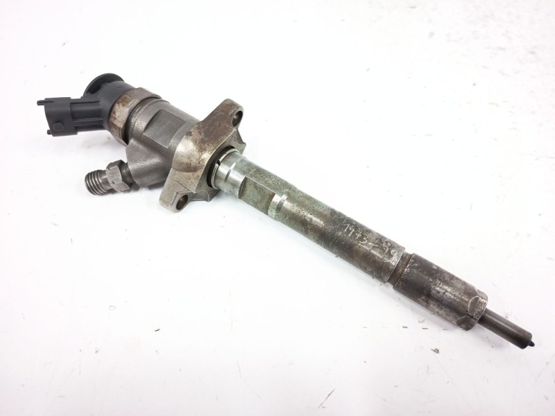 Recambio de inyector para citroën c3 picasso 1.6 16v hdi referencia OEM IAM 0445110311  