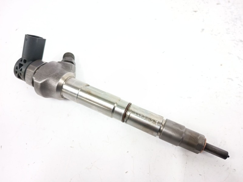 Recambio de inyector para seat leon st (5f8) 2.0 tdi referencia OEM IAM 04L130277AC 0445110469 