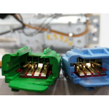 Recambio de airbag delantero derecho para peugeot 207 1.4 16v cat (kfu / et3j4) referencia OEM IAM 9650100380 ENCHUFES DAÑADOS 